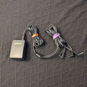 Lemax Spooky Town AC/DC 3V 4 Input Adaptor *RETIRED*